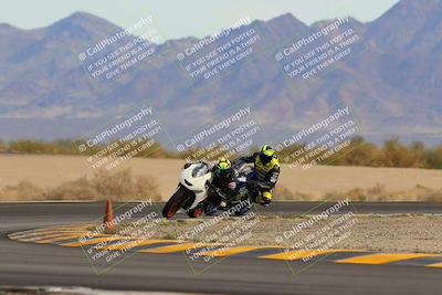 media/Dec-17-2022-SoCal Trackdays (Sat) [[224abd9271]]/Turn 15 (155pm)/